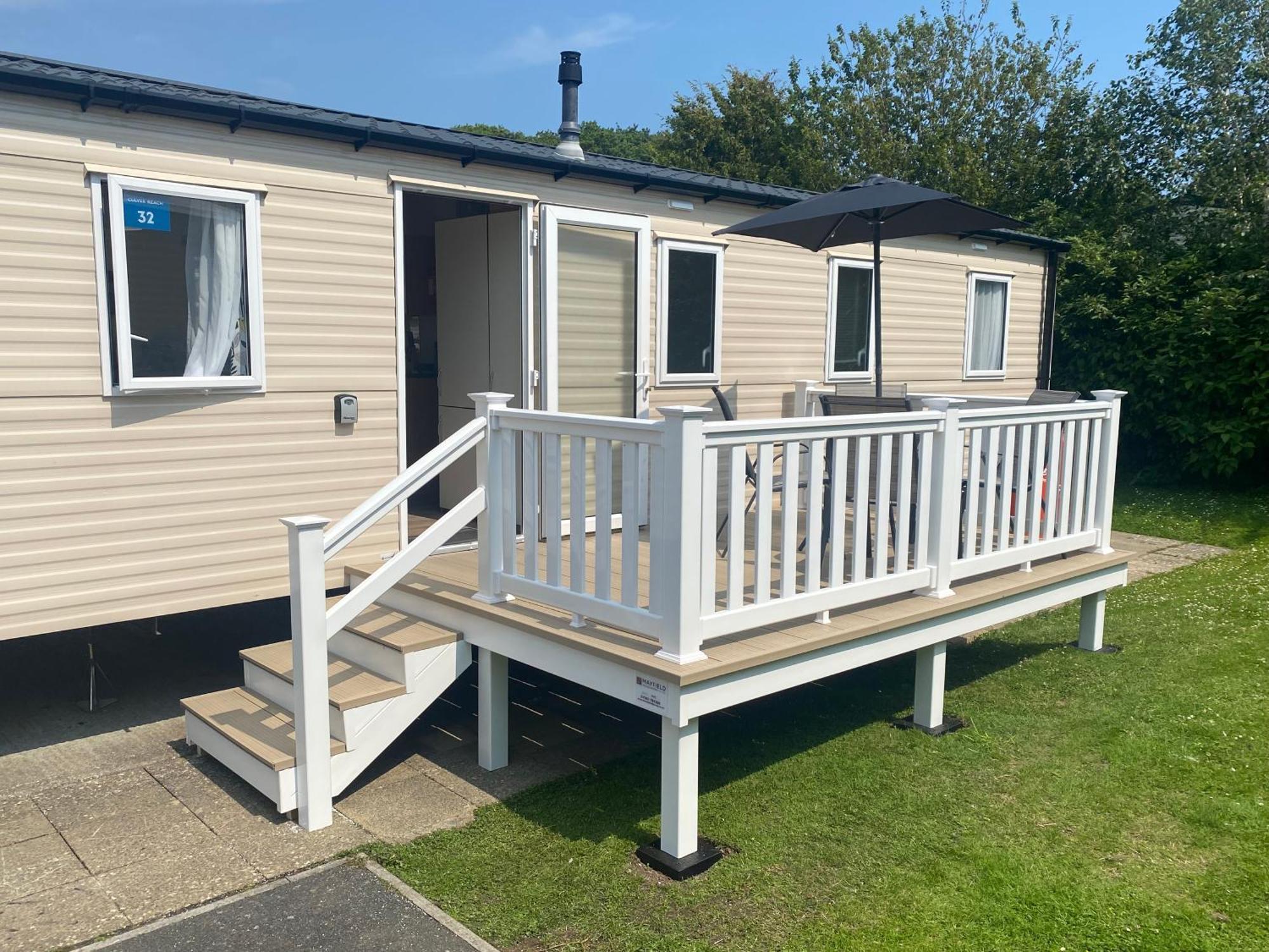 Whitecliff Bay Holiday Park - Most Popular Location Near Pools, Clubs And Beach Bembridge Buitenkant foto