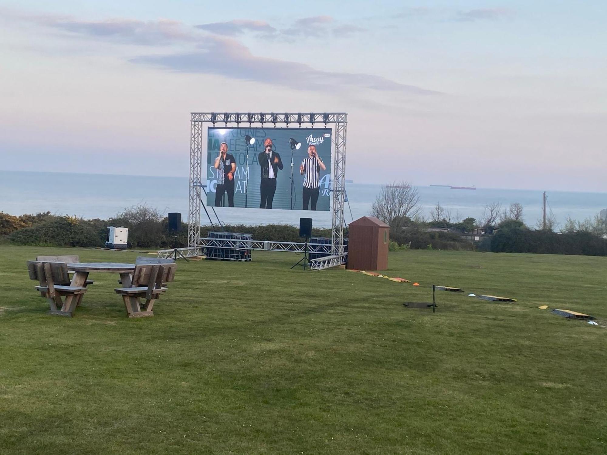 Whitecliff Bay Holiday Park - Most Popular Location Near Pools, Clubs And Beach Bembridge Buitenkant foto